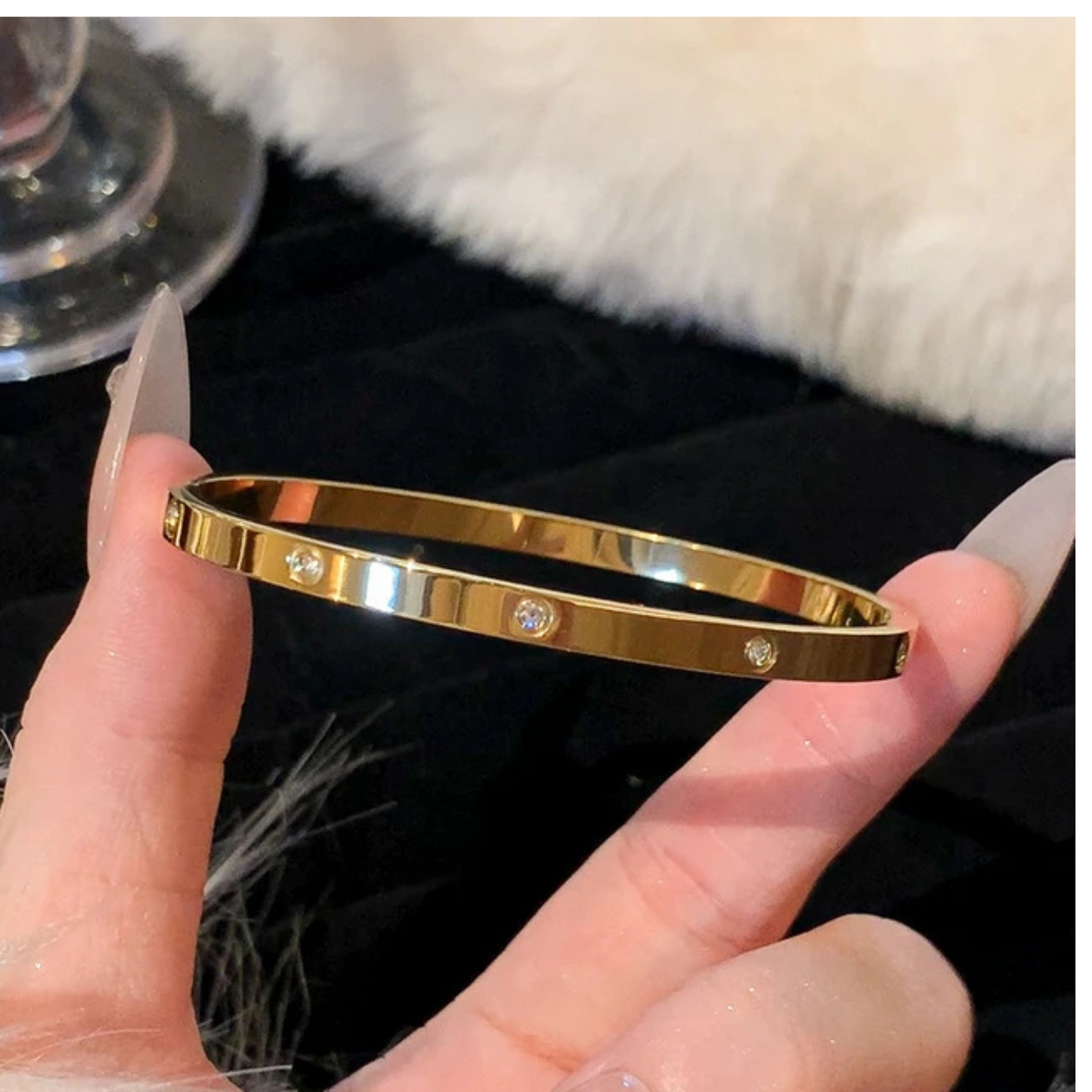 Bracelet en acier inoxydable et zircon pour femme – Or classique à porter au quotidien