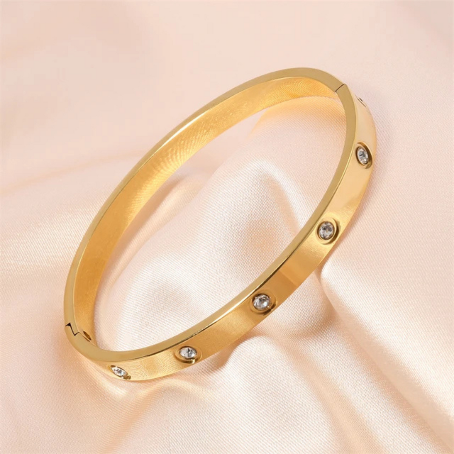 Bracelet en acier inoxydable et zircon pour femme – Or classique à porter au quotidien